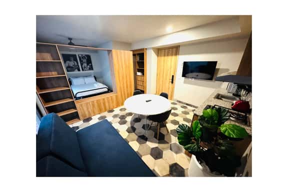 Santana Studio by Casa 8 - Imagen 1