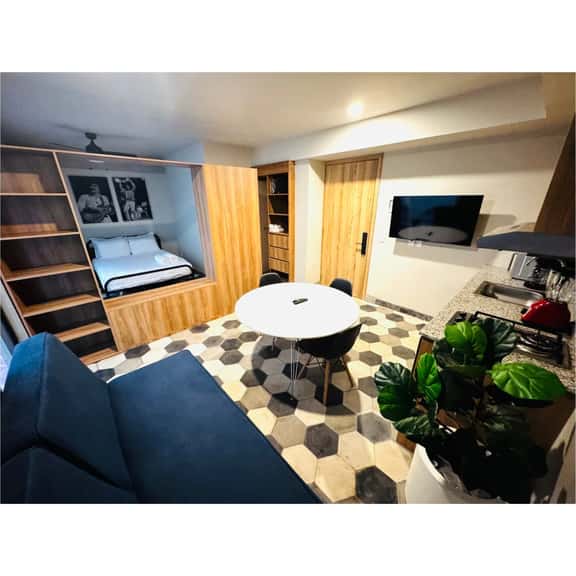 Santana Studio by Casa 8 - Imagen 1