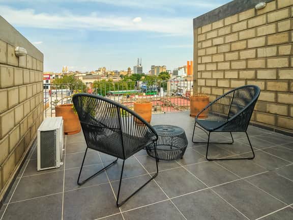 Double Deluxe Apartment with Terrace - 403 - Image 4